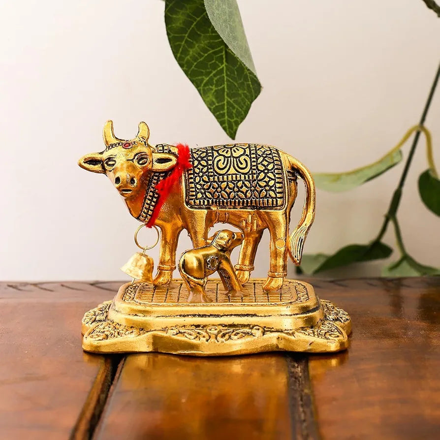 Decorative Metal Cow & Calf Idol – Modern Kamdhenu Statue for Home Décor, Pooja Room & Office Desk | Auspicious Vastu Showpiece | Festive & Spiritual Gifting Item